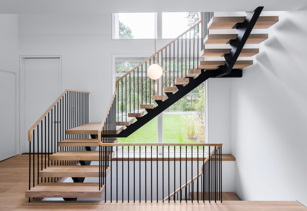 modern-stairs-and-railing